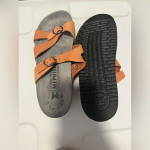 Mephisto size 36 never worn